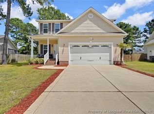 5637 Prestonfield Ln, Hope Mills, NC 28348