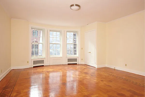 Rented by Stribling | media 9