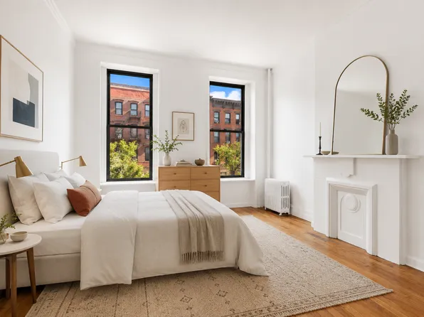 95 Greenpoint Avenue image 1 of 7
