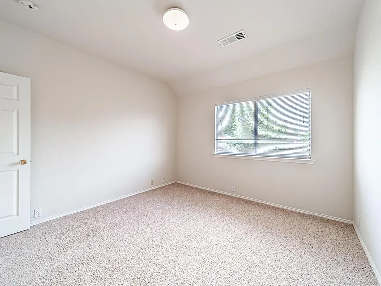6870 Winston Dr — Photo 38