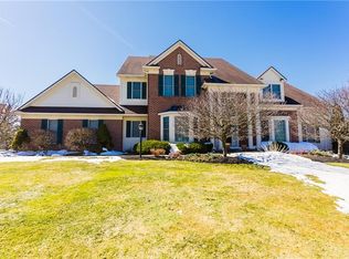 23 Thomas Grv, Pittsford, NY 14534