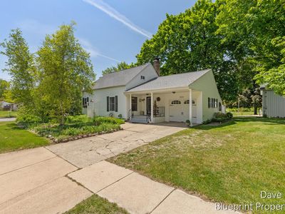 312 Russell St, Middleville, MI, 49333