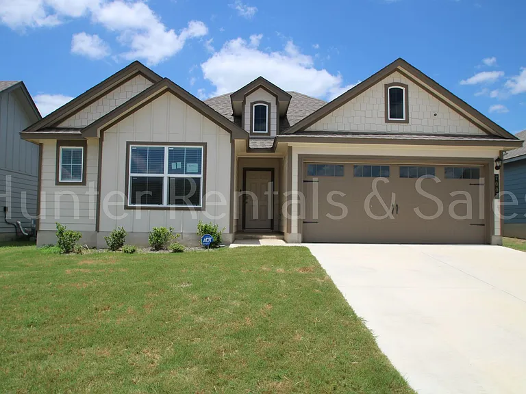 7007 Gilbert Dr — Photo 1