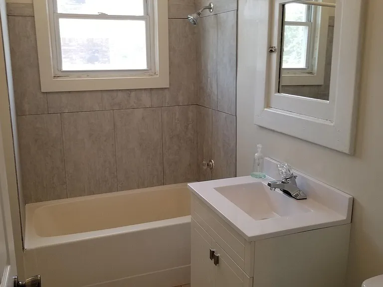 4830 S 22nd St — Photo 14