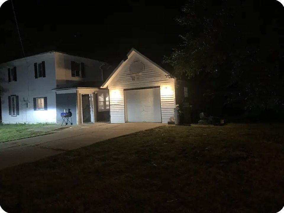 2nd image of 301 W Luverne St #1