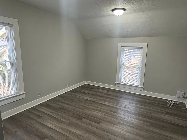 Studio, 1.0 bath, 494 sqft, $650 — Photo 8