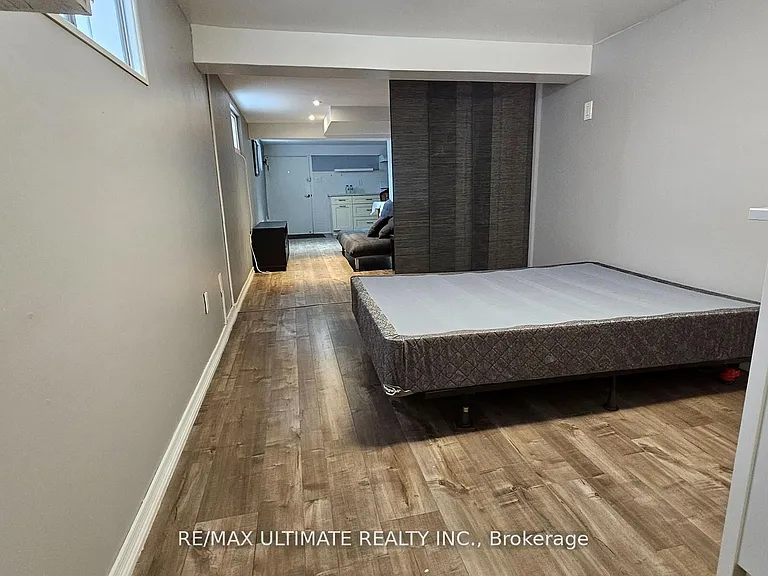 16 Failsworth Ave #BASEMENT — Photo 6