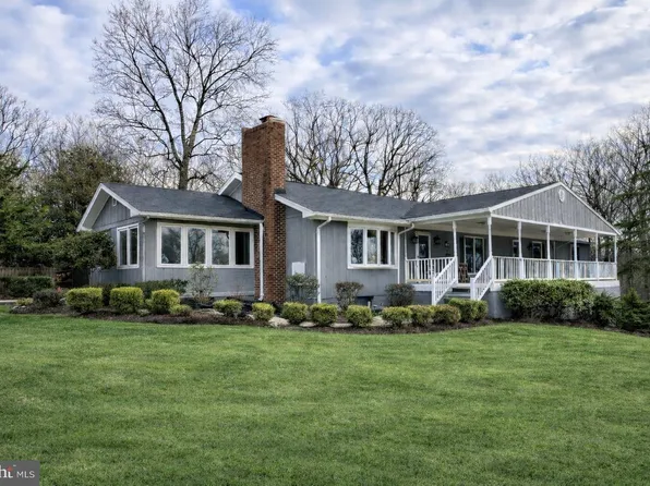 41726 Stumptown Rd, Leesburg, VA 20176