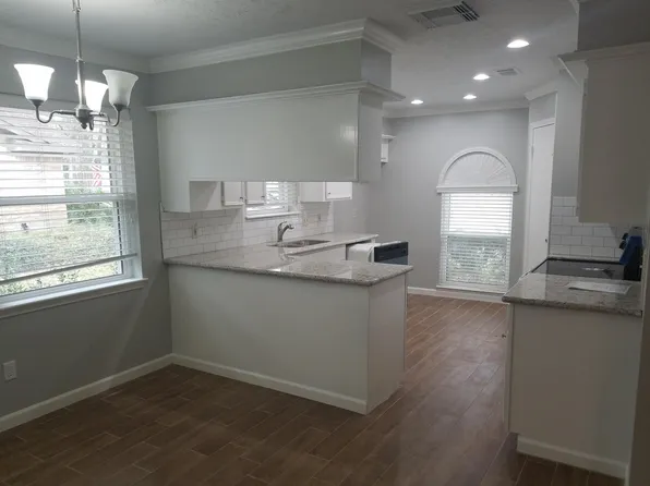 2158 Little Cedar Dr, Humble, TX 77339