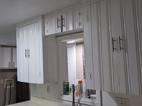 5th image of 59 W Weston Ave