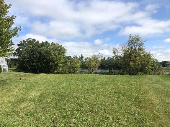 5th image of Moor Stone Dr NE