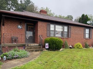 606 Reid St, Staunton, VA 24401