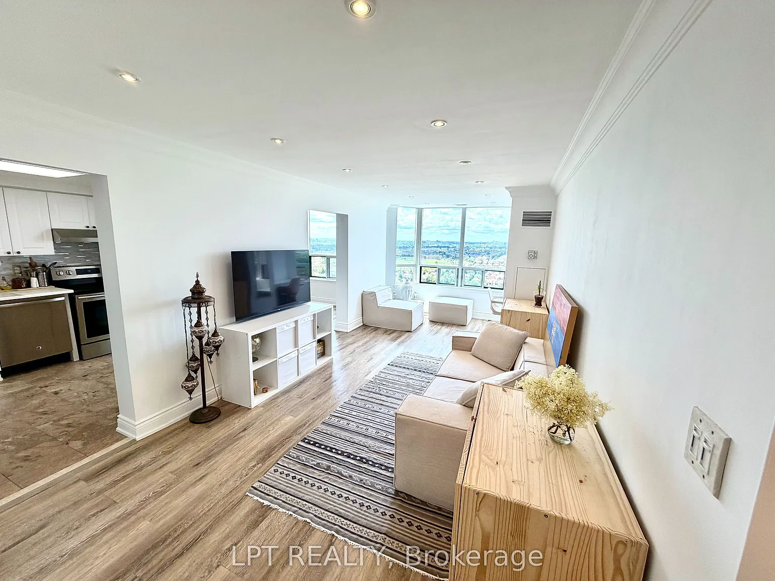 2 bed, $2,400 — Photo 3