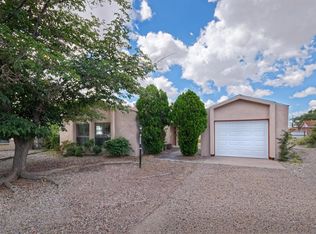 1540 Glendale Ct SE, Rio Rancho, NM 87124