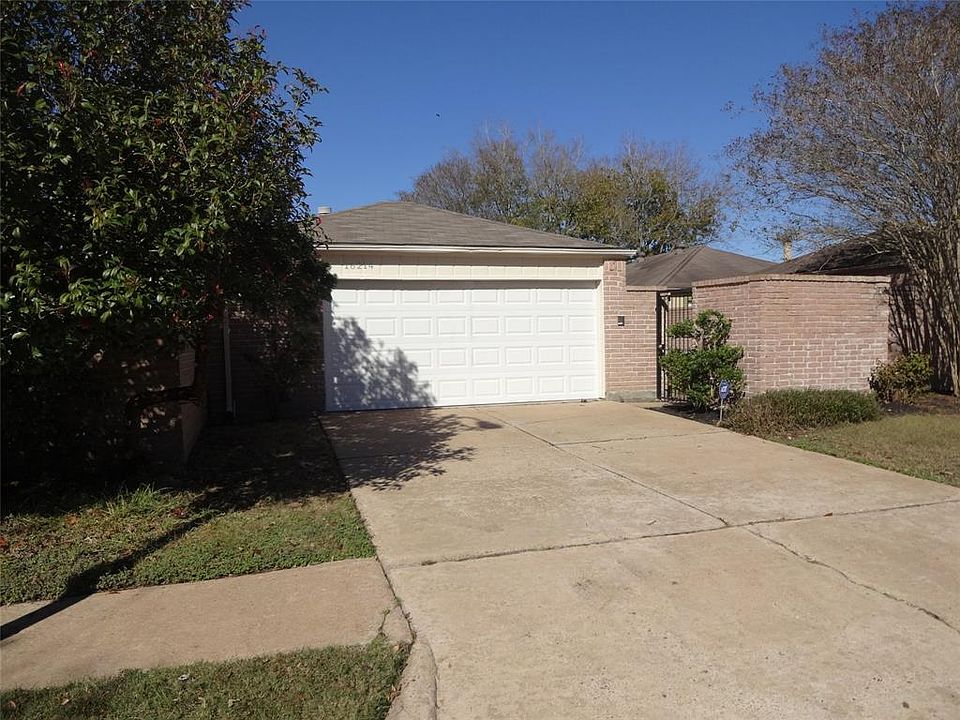 1st image of 16214 Olive Glen Dr