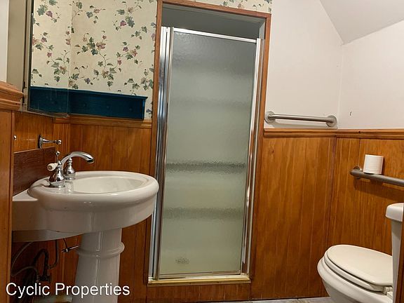 5th image of 518 Sun Way Unit A