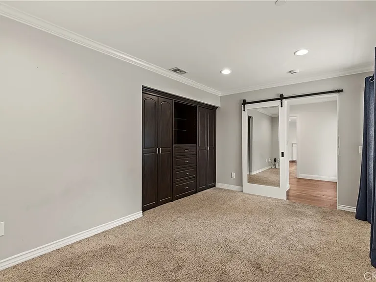 1096 Canyon View Dr — Photo 33