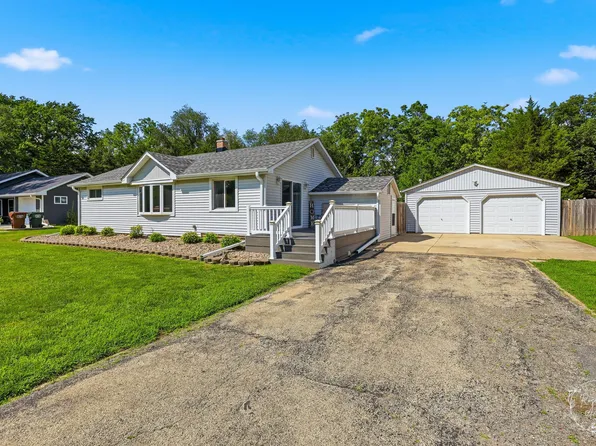 1925 W State Route 113, Kankakee, IL 60901