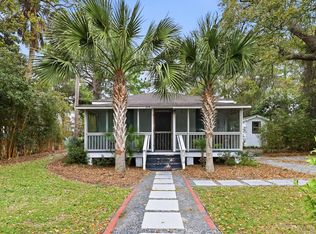 214 E Huron Ave, Folly Beach, SC 29439
