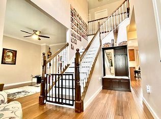 809 Crestview Rd, Philadelphia, PA 19128