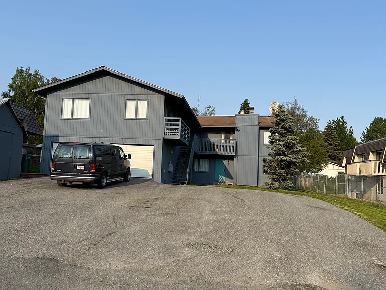 8531 Golden St #3 — Photo 15