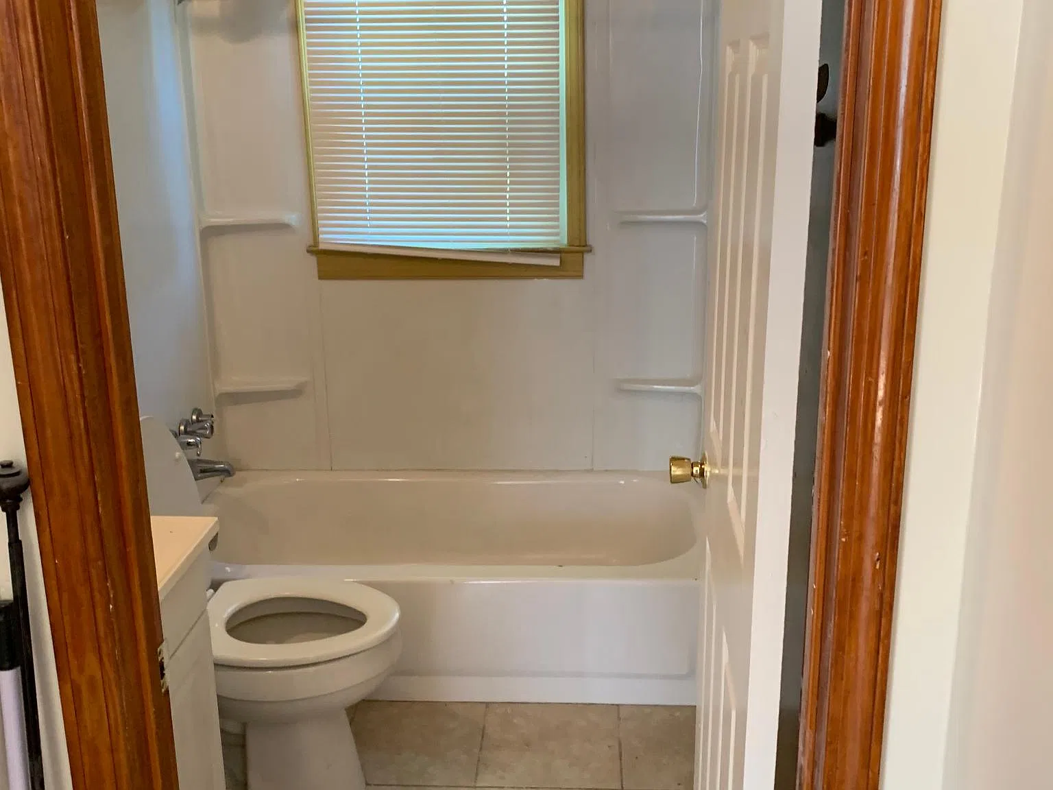 2 bed, 700 sqft, $1,500 — Photo 2