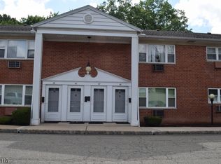 48 Lincoln Gdns #48, Lake Hiawatha, NJ 07034
