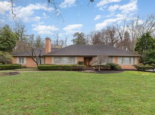 1923 Fortside Cir, Fort Mitchell, KY 41011