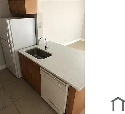 1 bed, 700 sqft, $2,000 — Photo 3