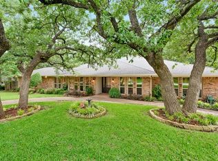 4004 Deepwood St, Colleyville, TX 76034