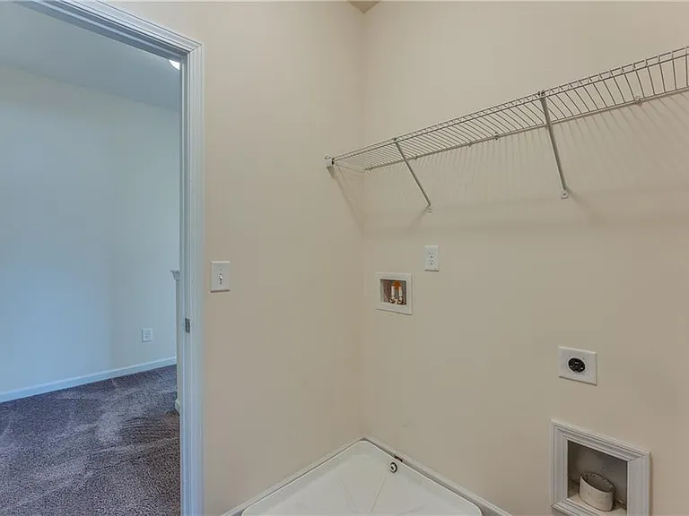 5317 Burrus Ln — Photo 38