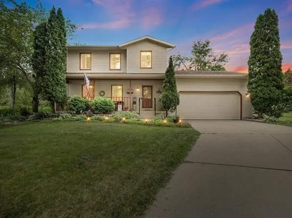 3702 Spring Hill Ct, Middleton, WI 53562