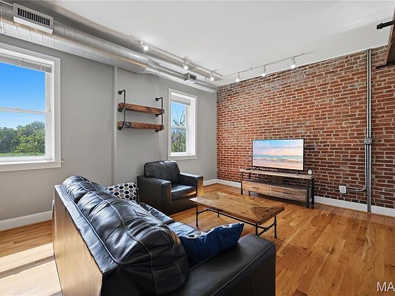 3rd image of 1901 Utah St APT 9