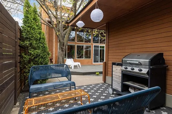 1202 Juno Ave — Photo 15