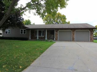 1806 Mac Ln, Green Bay, WI 54311