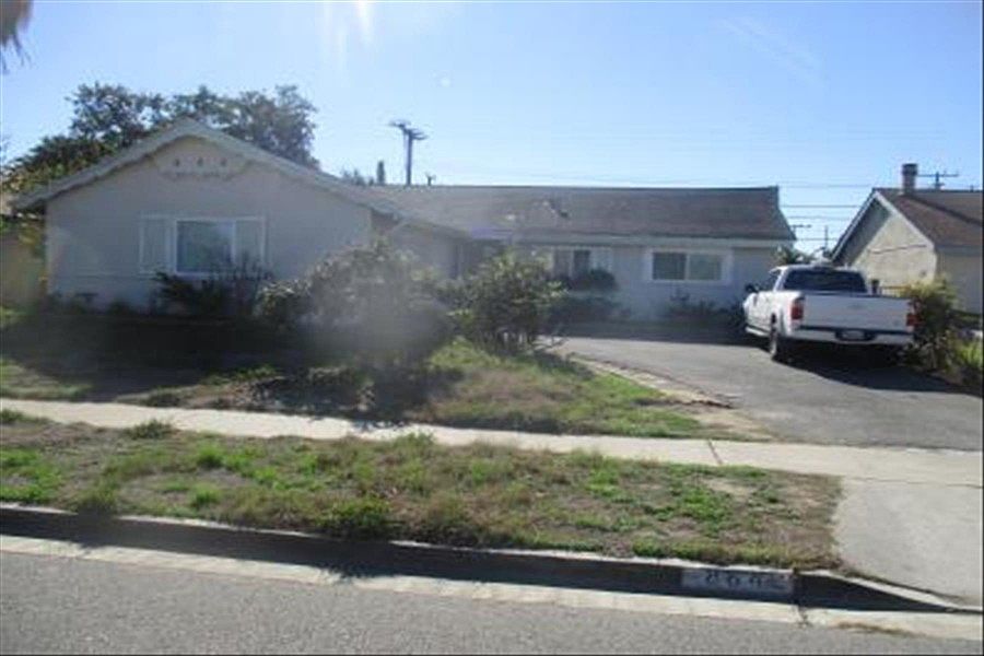 1st image of 8642 Oasis Ave