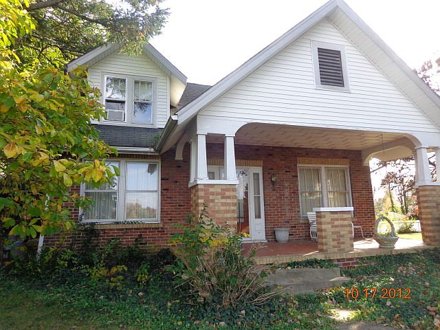 1st image of 2306 W Parrish Ave