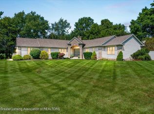 305 Kerry St, Eaton Rapids, MI 48827