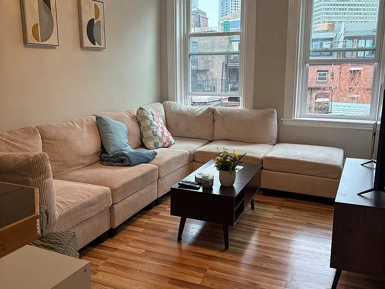 70 Joy St #10 — Photo 1