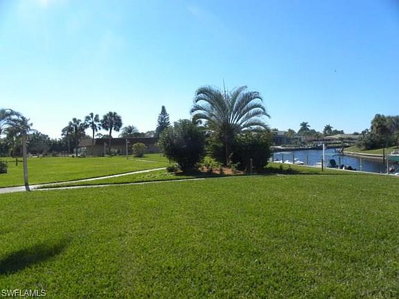 3rd image of 4289 Mariner Way APT 109
