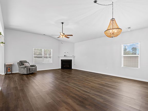 4th image of 418 Archer Ct. Lot 11