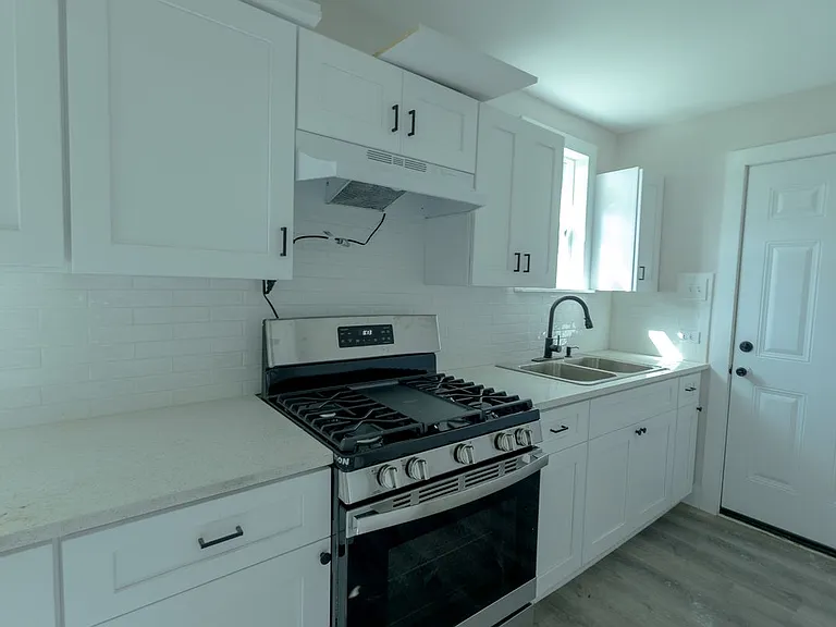 1702 Ethel Ave #1/2 — Photo 6