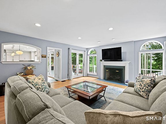 5th image of 16 Drumlin Road