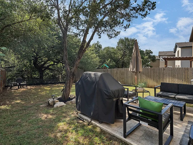 10226 Relic Oaks — Photo 16