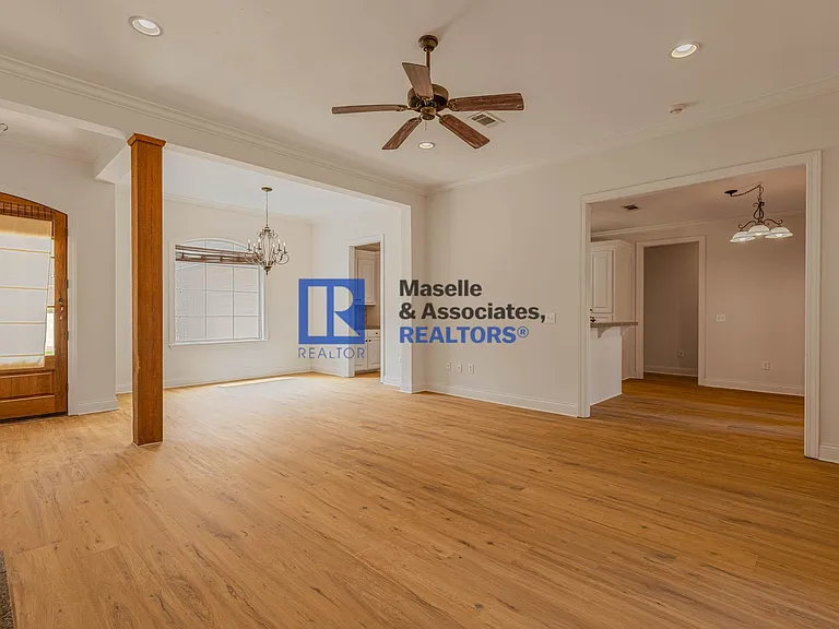 153 Hartfield Dr — Photo 12