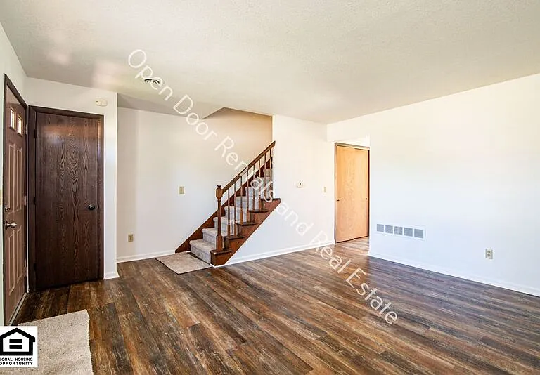 5214 Vermont Ln — Photo 5