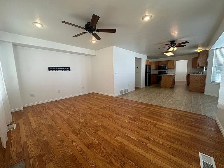 2511 Goodnight Dr — Photo 28