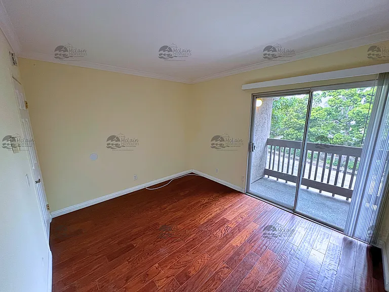 615 Vine St #30 — Photo 6