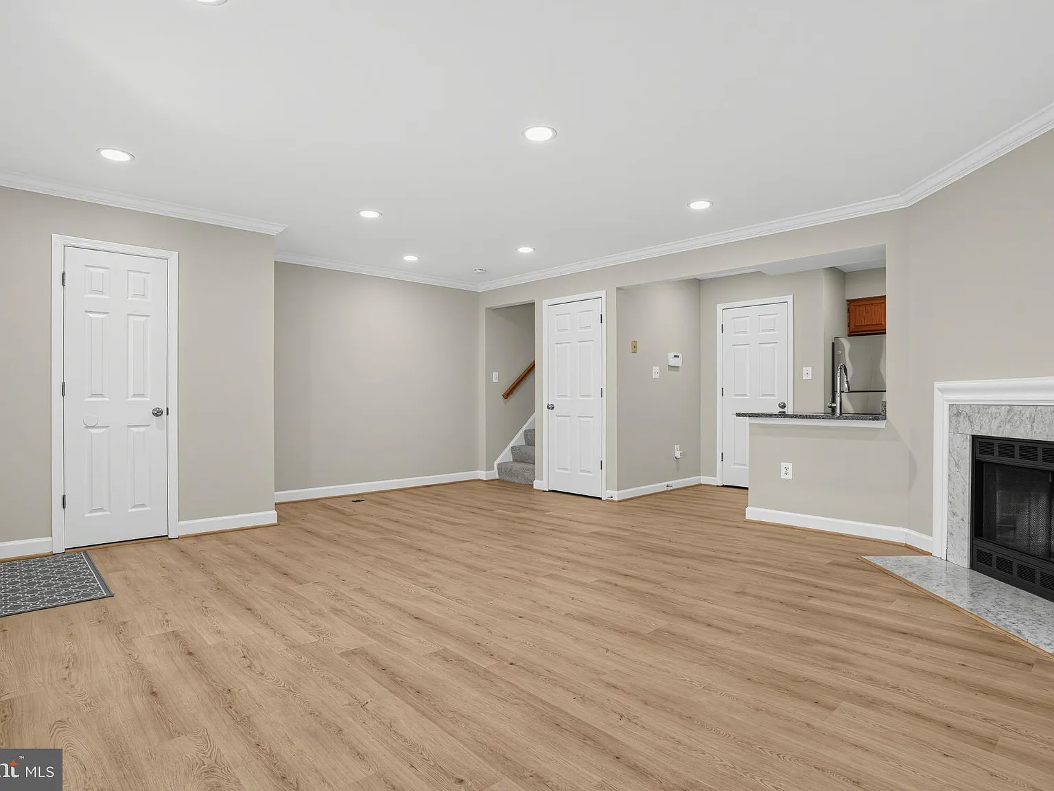 2 bed, 2.5 bath, 1506 sqft, $2,500 — Photo 3