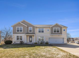 3106 Sunchase Ave, Hudsonville, MI 49426